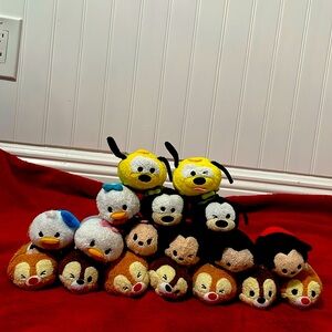 Disney Tsum Tsum Original Mickey & Friends themed lot of 18